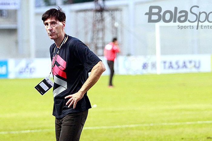 Pelatih Perseru Badak Lampung FC, Milan Petrovic