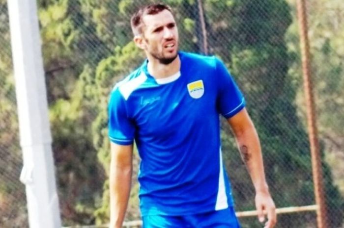 Bek Vladimir Vujovic