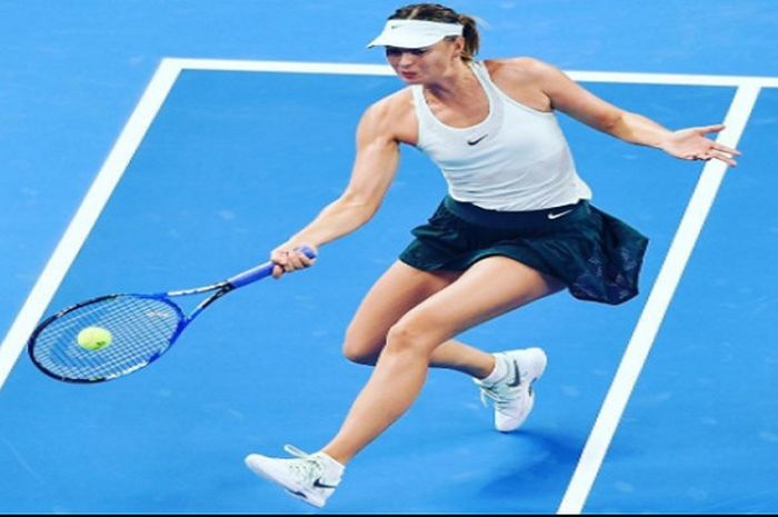 Maria Sharapova saat bertanding di babak pertama China Open 2017, Sabtu (30/9/2017).