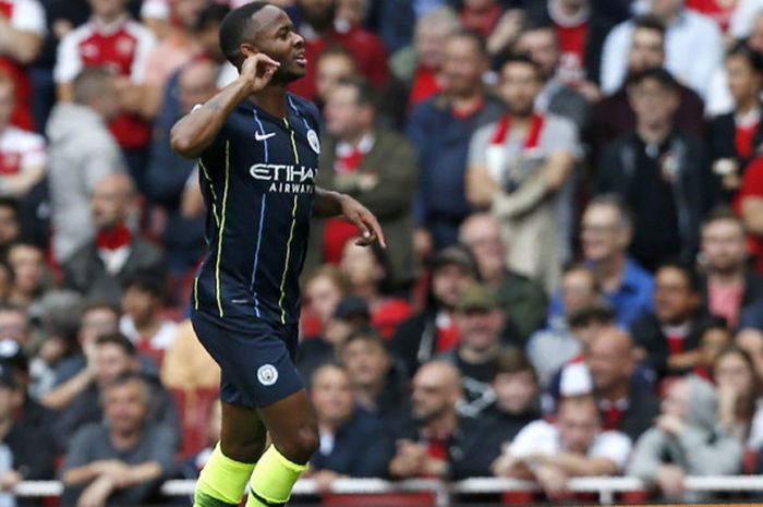 Selebrasi penyerang Manchester City, Raheem Sterling, saat merayakan gol ke gawang Arsenal dalam laga Liga Ingris 2018-2019 di Stadion Emirates, London, Inggris, pada Minggu (12/8/2018).