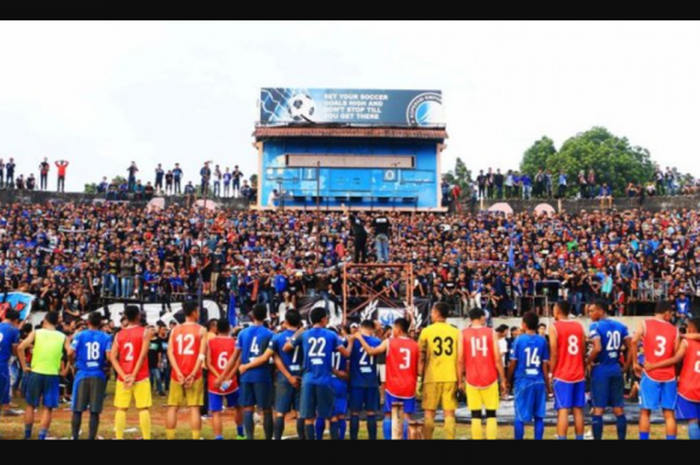 Suporter Snex menyambut penghormatan pemain PSIS 