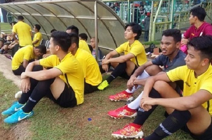 Pemain U 19 yang mengikuti seleksi skuad Barito Putera, Selasa (28/11/2017)