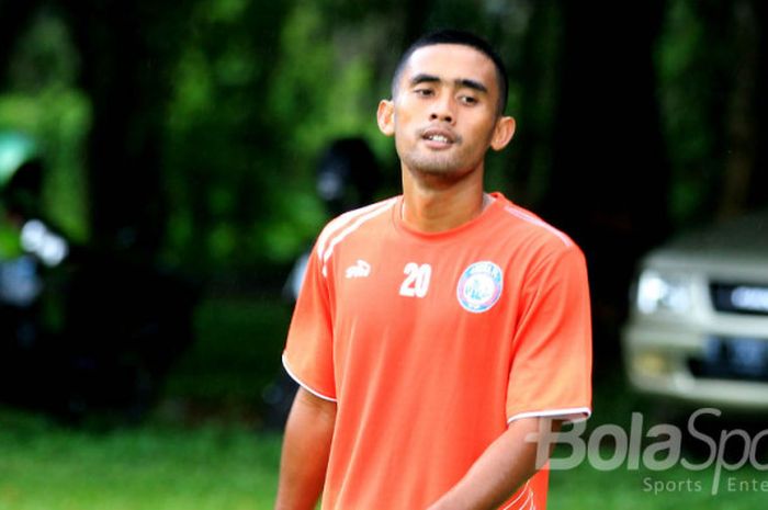 Ekspresi Agil Munawar dalam latihan pertama bersama Arema FC.