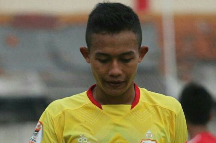 Striker muda Bhayangkara FC, Sani Rizki Fauzi, saat masih berkostum Bhayangkara FC U-19 pada Liga 1 