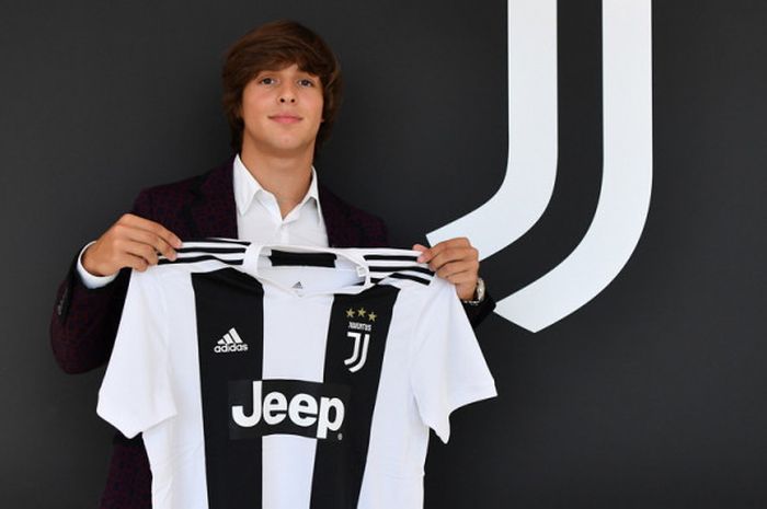 Striker belia baru Juventus dari Barcelona, Pablo Moreno.