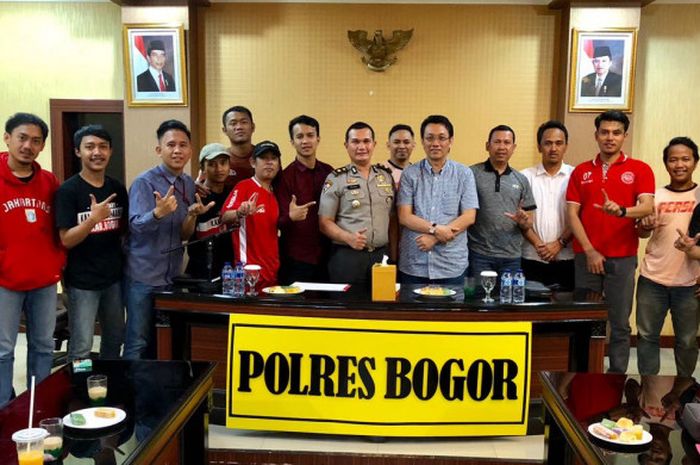 Panpel Persija bertemu dengan Polres Bogor, Rabu (4/4/2018)