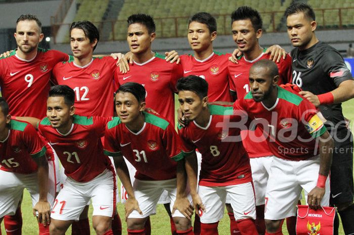 Starting Timnas Indonesia kala menghadapi Timnas U-23 Suriah  di Stadion Wibawa Mukti, Cikarang, Kab. Bekasi, pada Sabtu (18/11/2017)