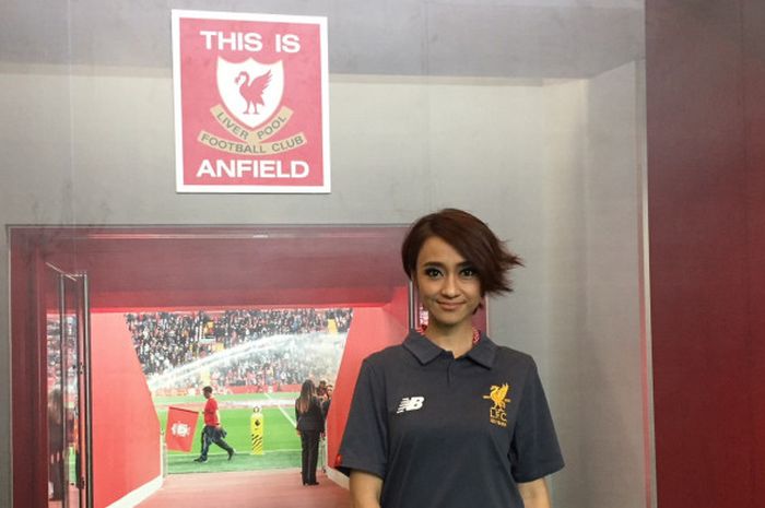 Presenter olahraga, Deasy Noviyanti, di sela acara konferensi pers LFC World di Mal Taman Anggrek, Jakarta, Kamis (8/3/2018).