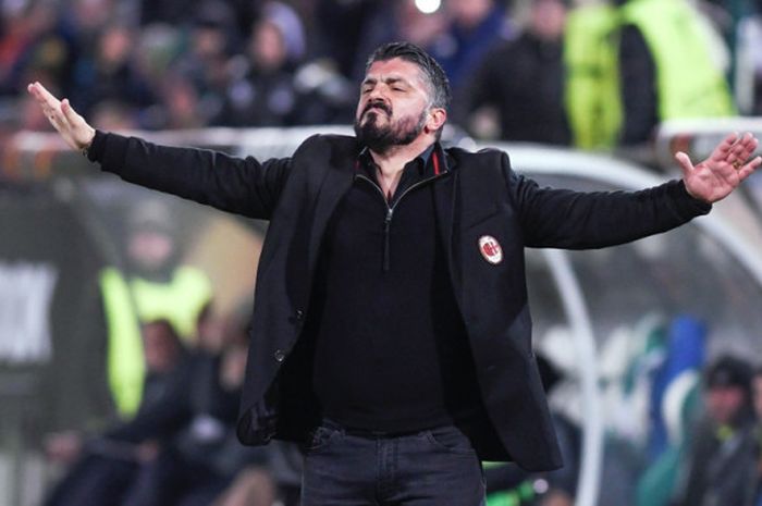 Ekspresi pelatih AC Milan, Gennaro Gattuso, dalam laga leg pertama babak 32 besar Liga Europa kontra Ludogorets di Razgrad, Bulgaria, pada 15 Februari 2018.