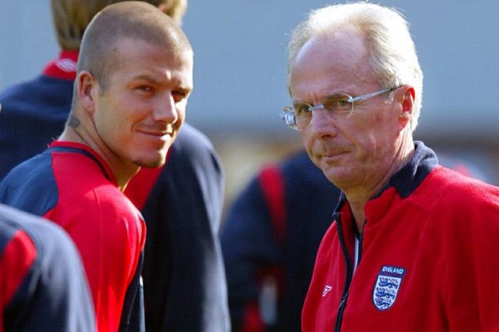   Sven-Goran Eriksson (kanan) dan David Beckham dalam sesi latihan timnas Inggris di Stadion Ernst Happel, Vienna, 3 September 2004.  