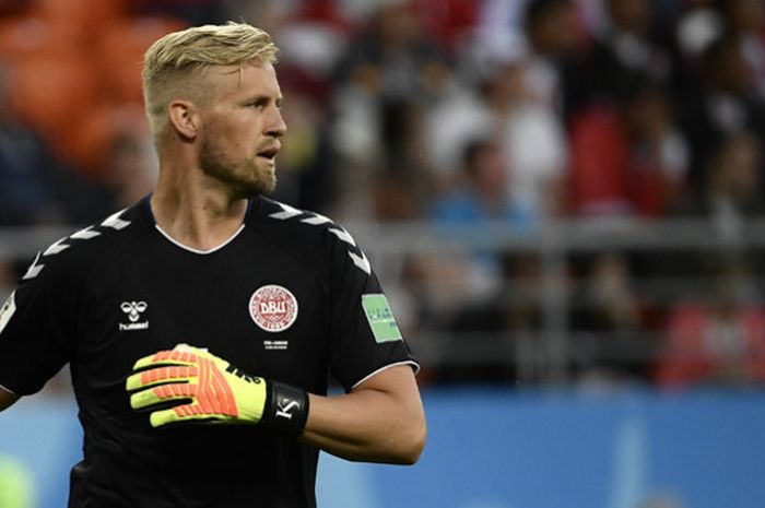 Kiper Denmark, Kasper Schmeichel, saat berlaga di Piala Dunia 2018 melawan Peru dalam Grup C di Mordovia Arena, Saransk, 16  Juni 16 2018. 