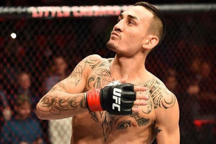 Max Holloway juara kelas bulu UFC, sekaligus rival abadi Conor McGregor 