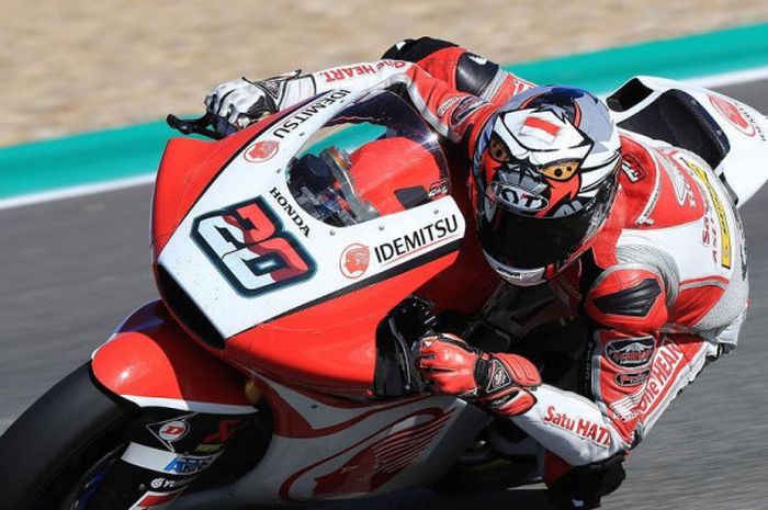 Pebalap Idemitsu Honda Team Asia, Dimas Ekky Pratama, saat menjalani tes di Sirkuit Jerez, Spanyol, Jumat (23/11/2018).