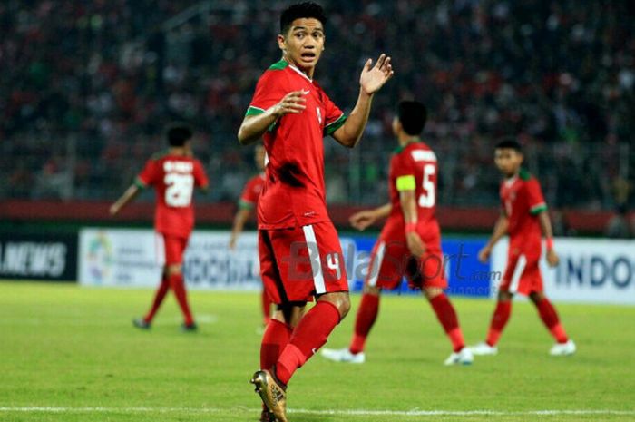 Samuel Christianson saat turun berlaga membela timnas U-19 Indonesia melawan timnas U-19 Singapura di Stadion Gelora Delta Sidoarjo, Selasa (3/7/2018).