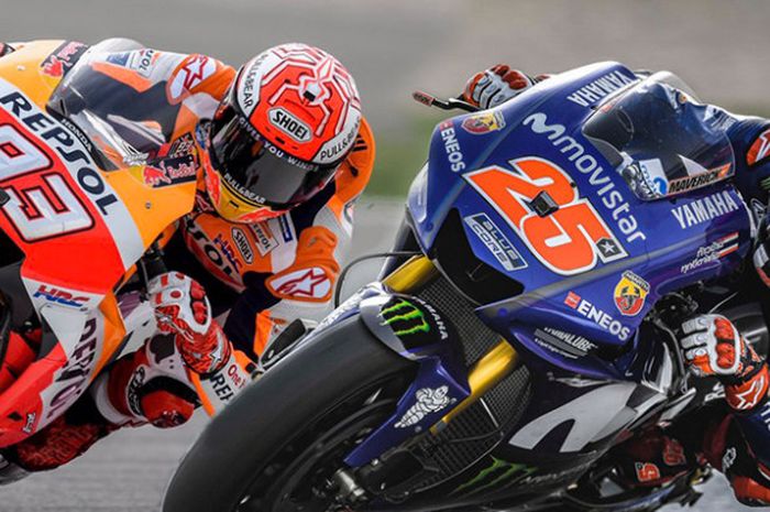 Pebalap Repsol Honda, Marc Marquez (kiri) dan Pebalap Movistar Yamaha, Maverick Vinales.