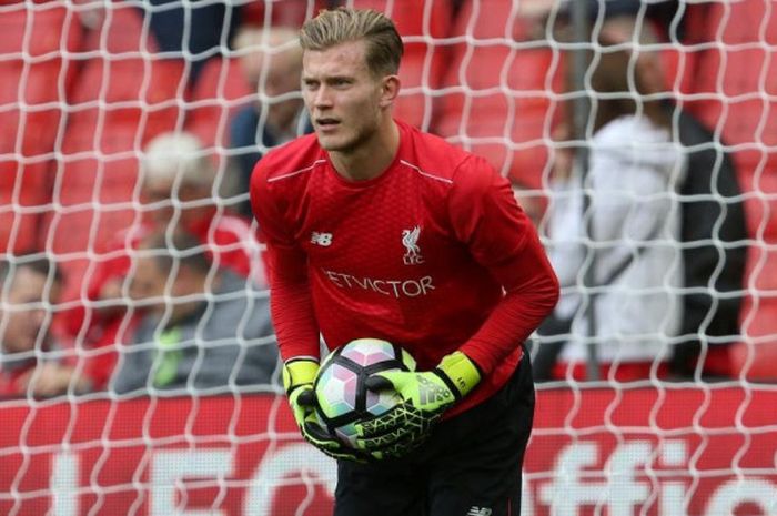 Loris Karius ketika menjalani pemanasan jelang duel Liga Inggris antara Liverpool dan Hull City di Stadion Anfield, Liverpool, 24 September 2016.