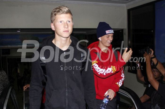 Para pemain timnas Islandia saat mendarat di Bandara Internasional Adi Sutjipto, Yogyakarta, pada Minggu (7/1/2018) jelang laga melawan Indonesia Selection.