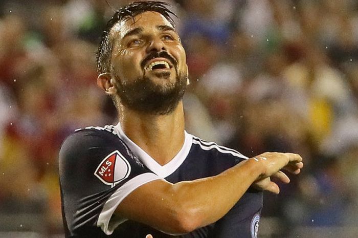 Ekspresi striker MLS All-Stars 2017, David Villa, saat gagal mencetak gol ke gawang Real Madrid dalam laga 2017 MLS All- Star Game di Stadion Soldier Field, Chichago, Amerika Serikat, pada 2 Agustus 2017.