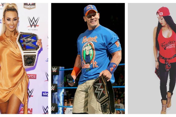 John Cena di antara Carmella (kanan) dan Nikki Bella