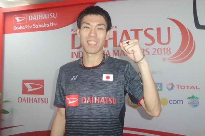 Pebulu tangkis tunggal putra Jepang, Kazumasa Sakai, berpose saat menghadiri sesi konferensi pers Indonesia Masters 2018, di Istora Senayan, Jakarta, Minggu (28/1/2018).