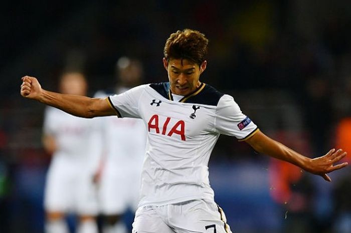 Aksi Son Heung-Min dalam pertandingan UEFA Champion League melawan PFC CSKA Moskva di Stadion CSKA Moskva, Moscow, Rusia, 27 September 2016. 