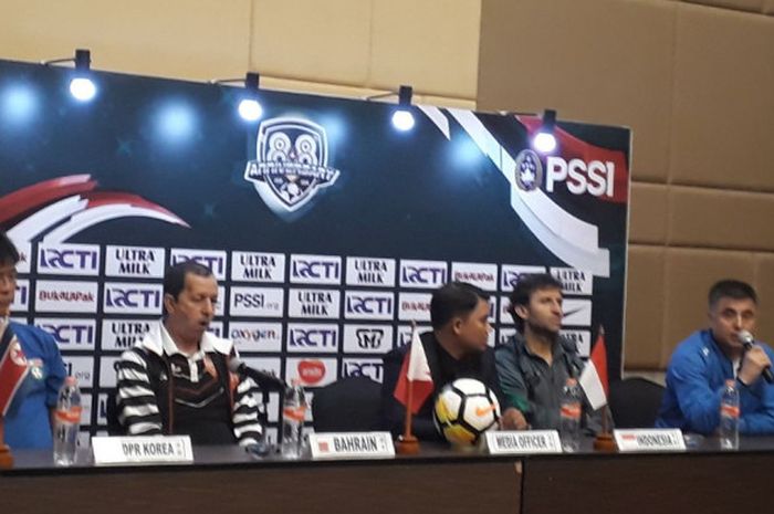 Konferensi pers jelang turnamen PSSI Anniversary Cup di Hotel Olympic, Sentul, Kamis (26/4/2018).