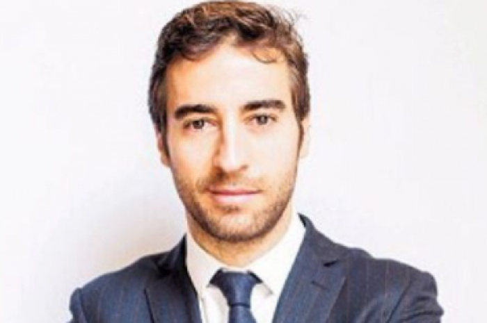 Pespeak bola terkaya dunia menurut majalah Forbes, Mathieu Flamini 