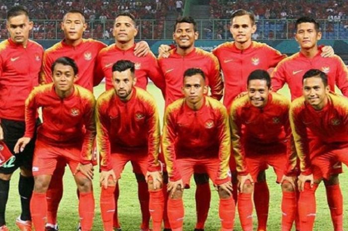   Skuat timnas U-23 Indonesia saat berfoto sebelum laga melawan timnas U-23 Taiwan pada Minggu (12/8/2018).  