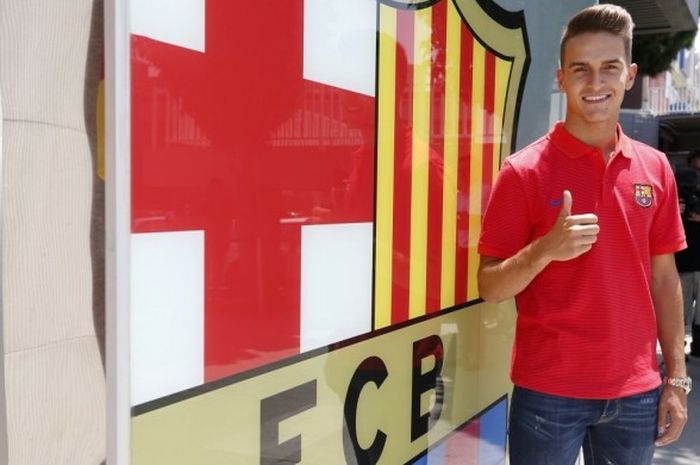 Denis Suarez resmi kembali ke FC Barcelona dari Villarreal usai berhasil melewati tes medis di rumah sakit Barcelona dan fasilitas pelatihan Ciutat Esportiva Joan Gamper, Selasa (5/7/2016) waktu setempat.