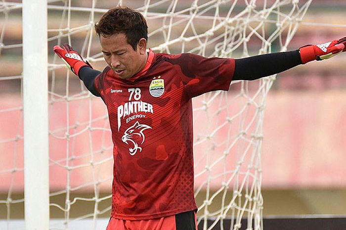 Kiper Persib Bandung, IMade Wirawan.