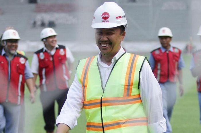 Menpora Imam Nahrawi meninjau Stadion Utama Gelora Bung Karno, Senayan, Jakarta Pusat, Selasa (8/8/2017).