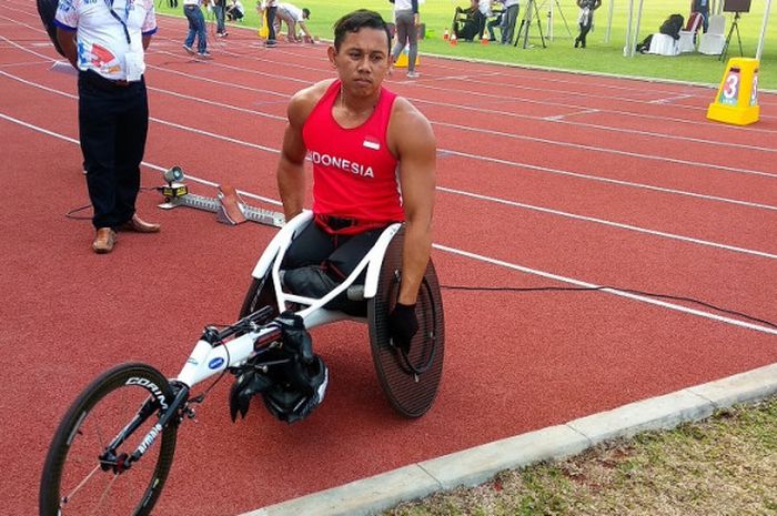 Atlet difabel Indonesia, Jaenal Aripin, seusai menjalani lomba pada test event Asian Para Games 2018.