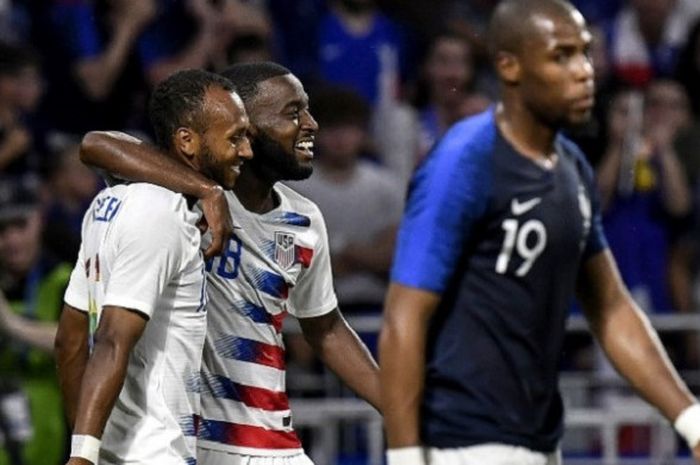 Julian Green merayakan gol timnas Amerika Serikat ke gawang Perancis pada laga uji coba di Stadion Groupama, 9 Juni 2018. 