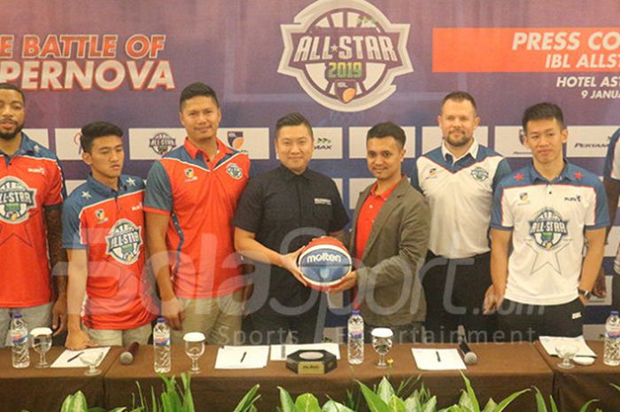 Suasana konferensi pers IBL Pertamax All Star Games 2019 yang digelar di Hotel Aston, Solo, pada Rabu (9/1/2019).