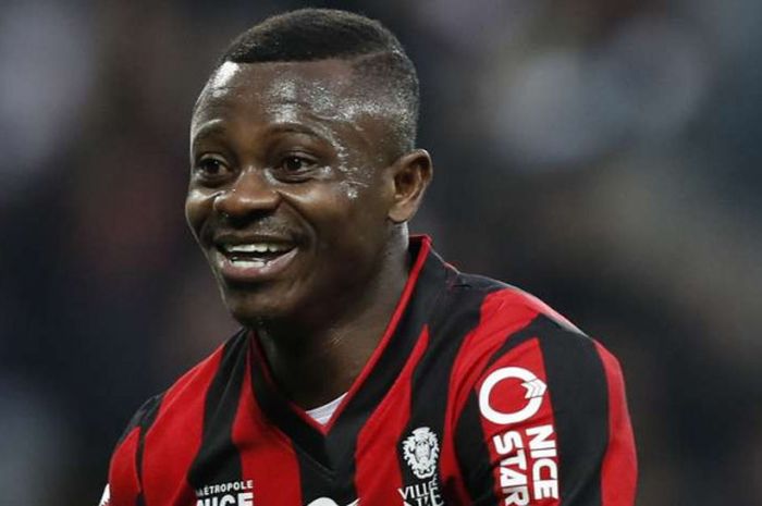 Jean Michaël Seri sedang bertanding bersama nice