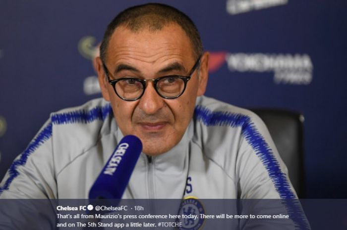 Pelatih Chelsea Maurizio Sarri, dalam sesi wawancara jelang laga pekan ke-13 Liga Inggris kontra Tottenham Hotspur pada Sabtu (24/11/2018) di Stadion Wembley.