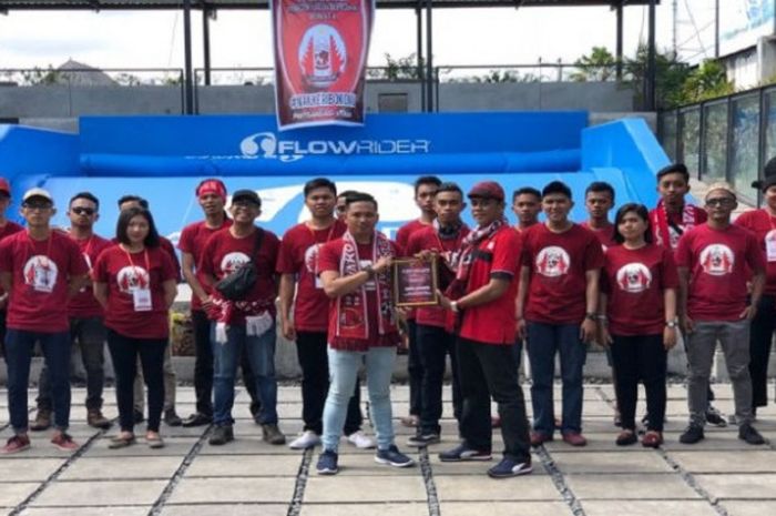 Pembentukan sektor baru salah satu ordo suporter PSM Makassar, Red Gank Dewata.