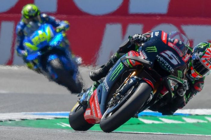 Pebalap Yamaha Tech3, Johann Zarco, saat beraksi dalam balapan MotoGP Belanda di Sirkuit Assen, Belanda, Minggu (1/7/2018).