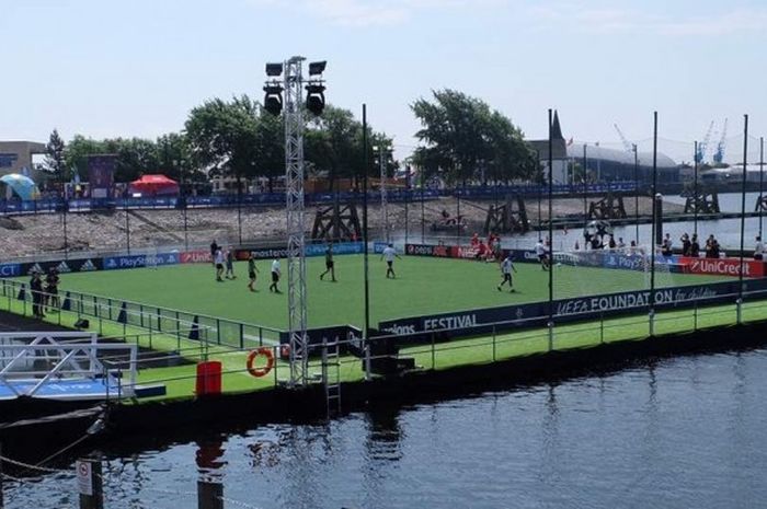 Lapangan sepak bola di lokasi Champions Festival, Cardiff, Wales, pada Kamis, 1 Juni 2017.