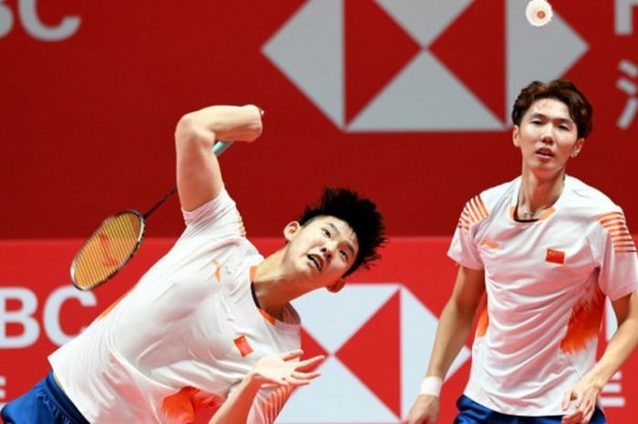 Ganda putra China, Li Junhui/Liu Yuchen, saat tampil dalam salah satu pertandingan BWF World Tour Finals 2018.