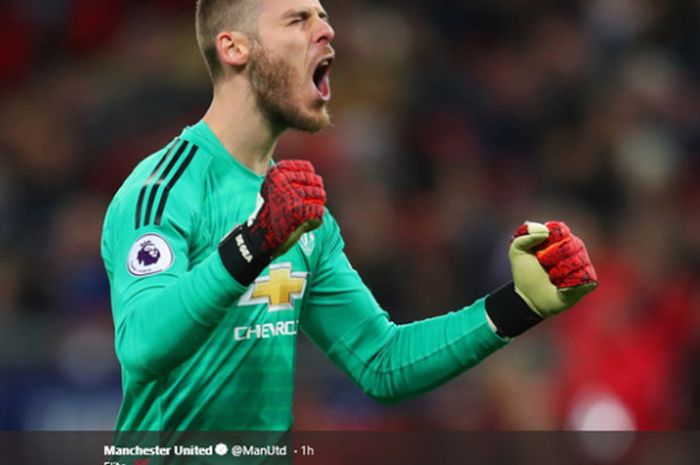 Kiper Manchester United, David de Gea, merayakan kemenangan timnya atas Tottenham Hotspur