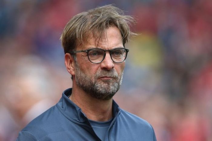 Pelatih Liverpool, Juergen Klopp saat menjelang laga Premier League melawan Middlesbrough di Anfield, 21 Mei 2017. 