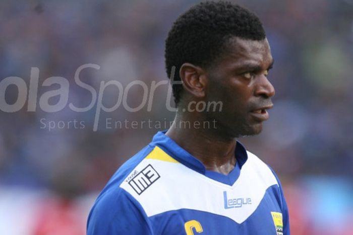 Bek Persib Bandung, Abanda Herman.