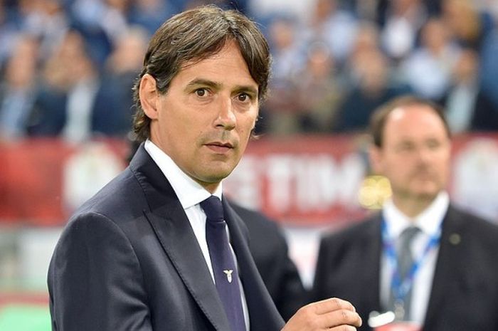 Ekspresi pelatih Lazio, Simone Inzaghi, menjelang dimulainya laga final Coppa Italia melawan Juventus di Stadion Olimpico, Roma, (17/5/2017).