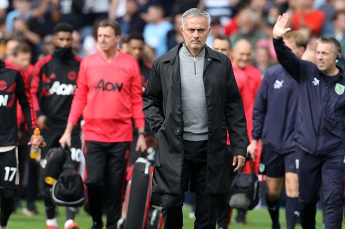 Ekspresi pelatih Manchester United, Jose Mourinho, seusai laga Liga Inggris kontra Burnley di Stadion Turf Moor, Burnley pada 2 September 2018.