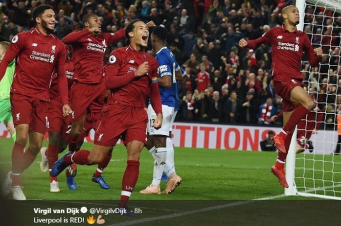 Selebrasi beberapa pemain Liverpool usai berhasil mengalahkan Everton 1-0 pada laga lanjutan Liga Inggris 2018/19, Minggu (2/12/2018).