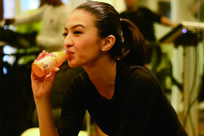 Raline Shah di tempat gym