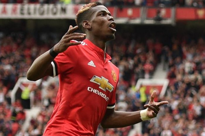 Aksi selebrasi gelandang Manchester United, Paul Pogba, selepas menjebol gawang West Ham United dalam laga Liga Inggris di Old Trafford, 13 Agustus 2017.