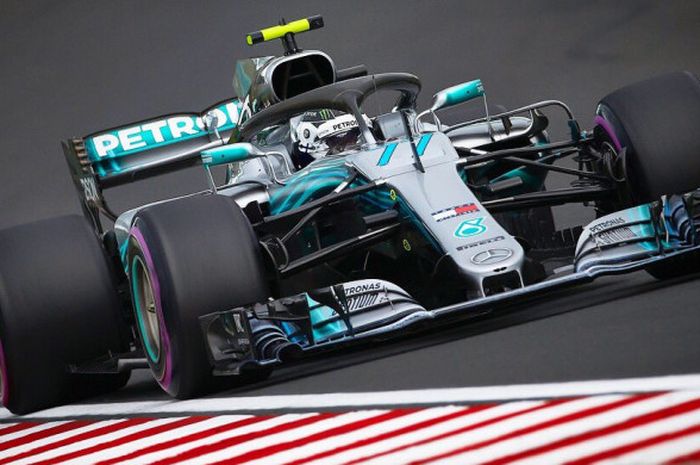 Valtteri Bottas (Mercedes) saat tampil pada salah satu sesi F1 GP Hongaria 2018 yang berlangsung Sabtu (28/7/2018).