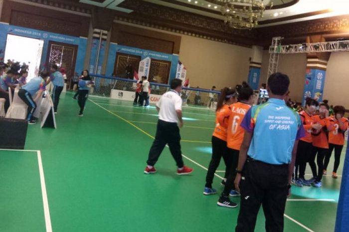 Suasana pertandingan goalball yang mempertemukan Indonesia kontra Laos pada Minggu (7/10/2018).